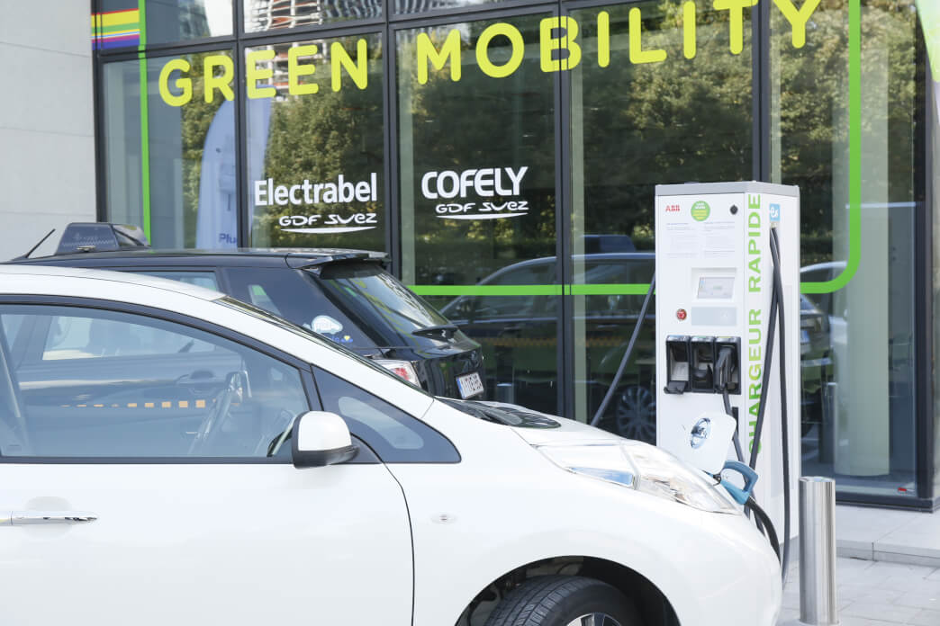 Les bornes de recharge rapide révolutionnent les voitures électriques