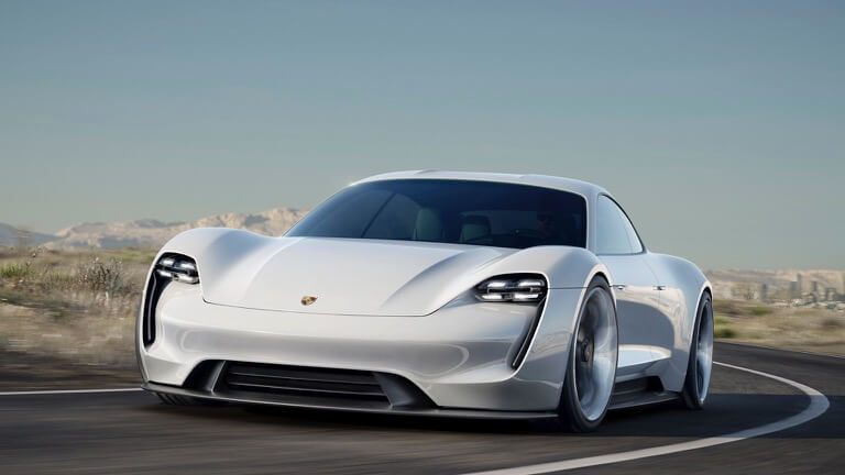 Porsche_Mission_E-01